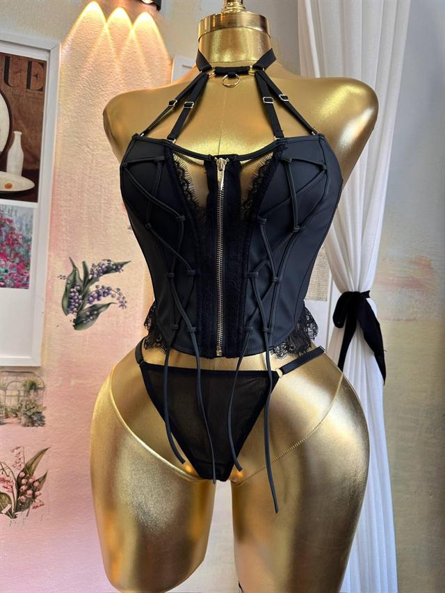 Noir Zipper Set